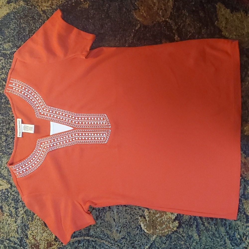 Rebecca Malone top size M Orange color brand new does not have a label